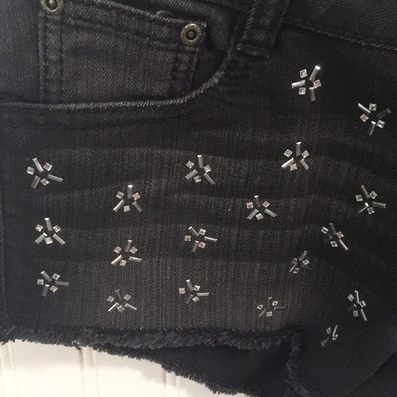 💝 10/$10 💝 NWT BONGO jean shorts Zipper front Rhinestones Black Size 5 - Picture 6 of 8